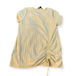 Simply Vera Vera Wang Shirt Women’s Size Small Light Yellow Short‎ Sleeve